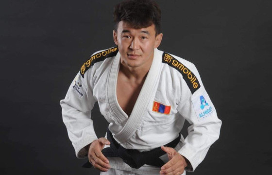 М.ДАВААДОРЖ: ЖЮҮ ЖИЦҮД ТАТАГДАЖ, ЭНЭ СПОРТОД ДУРТАЙ, ХАЙРТАЙ БОЛСОН