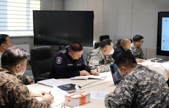 Дорнод аймгийн Онцгой комиссын гишүүдтэй цахим хурал хийж, өвөлжилтийн нөхцөл байдалтай танилцлаа