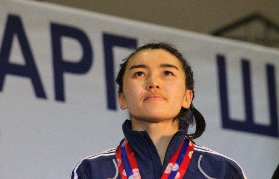 Т.БОЛОРТУУЛ: АЗИЙН АНХНЫ АВАРГА ЭМЭГТЭЙ БОКСЧИН БОЛСОНДОО БАЯРТАЙ БАЙДАГ