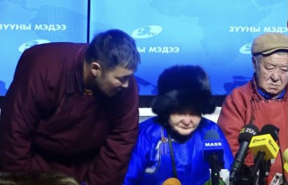 Н.ӨНӨРЦЭЦЭГИЙН ДҮҮ Н.АМГАЛАНБАЯР: Хуулийн байгууллагад мэхийн ёсолж, эгчийг минь суллаад өгөөч гэж гуймаар байна