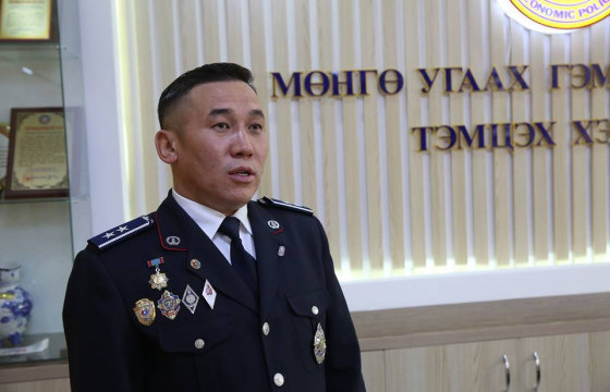 Т.СҮХБОЛД:  Харилцаа холбооны зохицуулах газраас хуурамч мэдээлэл түгээсэн гэж үзвэл интернэт орчинд мэдээлэл түгээх эрхийг нь хаах бүрэн боломжтой