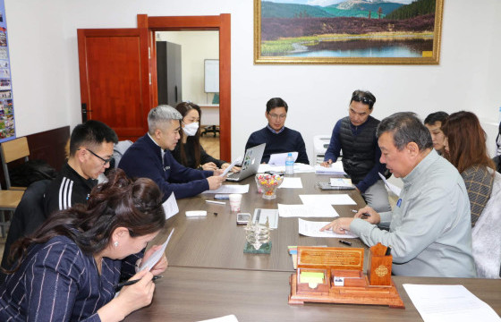 Сайдын дэргэдэх Зөвлөл анхны хурлаа хийлээ