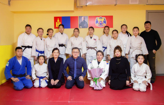 Хан-Уул дүүргийн БТСХ-ны жүдо бөхийн тамирчид шинэ дэвжээтэй боллоо