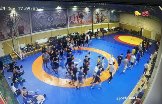 Өвөр Монголын бөхчүүд хамтарсан бэлтгэл хийж эхэллээ