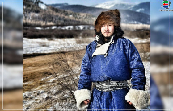 “ЗҮРХНИЙ ХИЛЭН”-ГИЙН ЭРБОЛДЫН ДҮРЭЭС ЭХЛЭЭД БҮХ УРАН БҮТЭЭЛИЙГ НЬ ҮЗЭХ ДУРТАЙ ШҮҮ, М.БАЯРБАТ АА