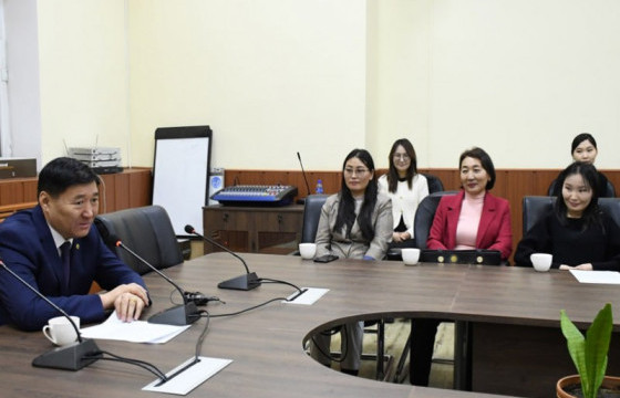 Багийн эмч нарын гурав дахь ээлж гадаад сургалтад явлаа