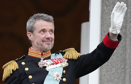 Х Фредерикийг Данийн хаанаар өргөмжлөв