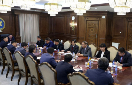 УИХ-ын дарга Г.Занданшатар Төсвийн тогтвортой байдлын зөвлөлийн гишүүдтэй уулзаж, үүрэг чиглэл өглөө