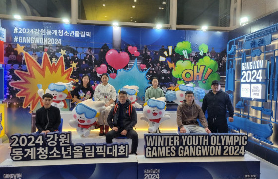 Монголын цаначид Томас Бахтай уулзлаа