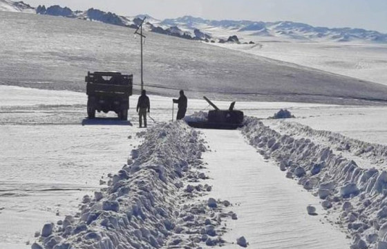 Цэргийнхэн Төв аймгийн хэмжээнд 628 өрхөд тусалж, 3648 км замыг нээж өгчээ