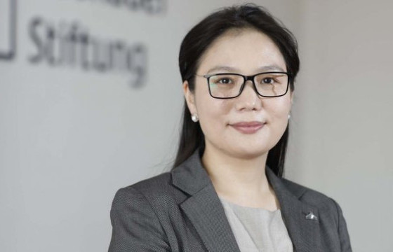 УЛС ТӨР СУДЛААЧ Д.БУМДАРЬ: Л.ОЮУН-ЭРДЭНЭ ЗАСАГЛАЛЫН ШИНЭ ҮЕИЙГ ЭХЛҮҮЛСЭН ЕРӨНХИЙ САЙД МӨН