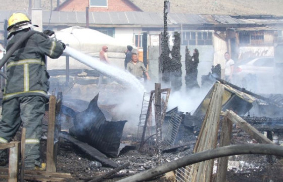 Таван ханатай гэр шатаж, нэг иргэн амиа алдаа