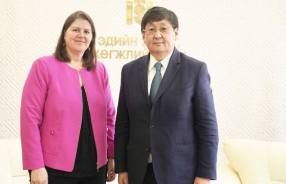 Сайд Ч.Хүрэлбаатар Канад Улсаас Монгол Улсад суугаа Элчин сайд Сандра Шуфанийг хүлээн авч уулзлаа