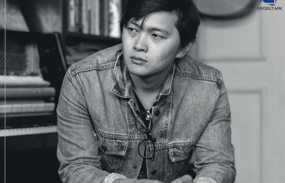 Magnolian “Netflix”-ийн цувралд эгшиглэж буй дуугаа 15 минутын дотор зохиож байжээ