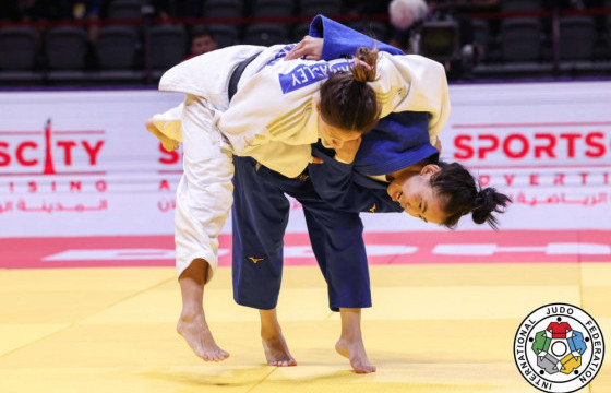 Б.Баасанхүү хоёрдугаар тойрогт KURBANOVA-тай барилдана