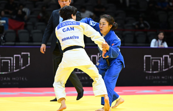 Л.Энхрийлэн Канадын Дегүчи аваргад ялагдлаа