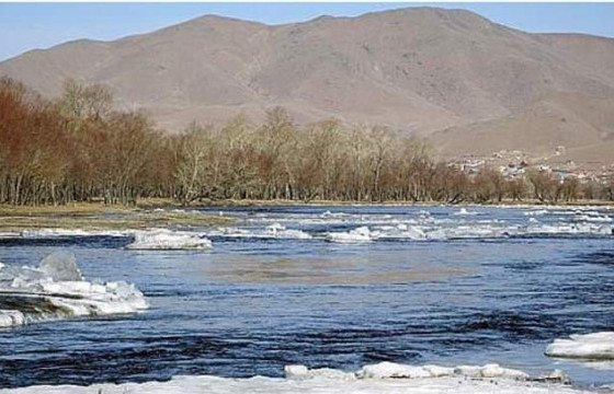 ДЭЛГЭР ХАВАР БИДНИЙГ ХҮЛЭЭЖ БАЙГАА ШҮҮ