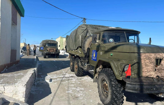  Зэвсэгт хүчний томилгоот бүлэг 1056 малчин өрхөд 468 тонн өвс хүргэж, 220 айлыг нүүлгэжээ