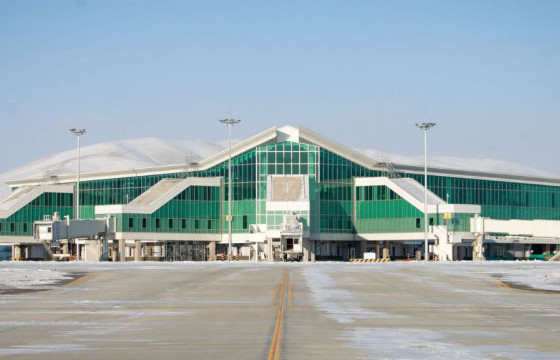 МИАТ: АГААРЫН ХӨЛӨГ ДЭЭР ТОГТСОН МӨСИЙГ АРИЛГАХ БОЛОМЖГҮЙ БАЙГАА ТУЛ СӨҮЛ ЧИГЛЭЛИЙН НИСЛЭГИЙГ ХОЙШЛУУЛЖ БАЙНА