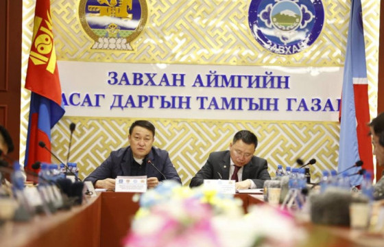 Завхан аймгийн дөрвөн суманд туулах чадвар сайтай автомашин олгоно