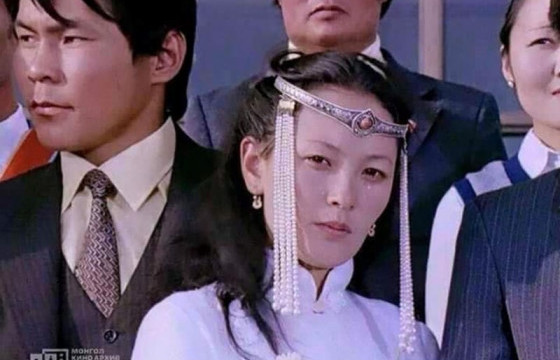 ЭНЭ ӨДӨР АВЬЯАСЛАГ ЖҮЖИГЧИН ЯНЖИВЫН ОЮУНЦЭЦЭГ МЭНДЭЛЖЭЭ