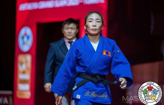 Б.Баасанхүү шигшээ наймд шалгарлаа