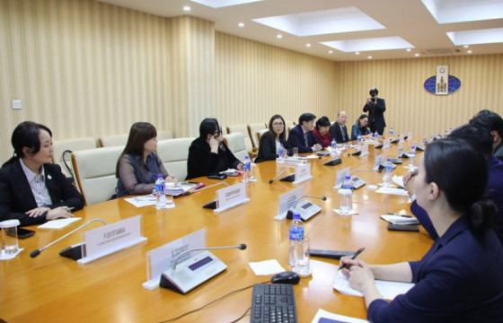 Гадаадад амьдарч байгаа хүүхдийн хэл соёл, боловсрол, хөгжил, хамгаалалд чиглэсэн үйл ажиллагааг сайжруулахад анхаарч байна