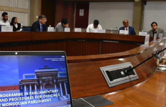 Ардчиллын төлөөх парламентын судалгаа, сургалтын хүрээлэнгийн үйл ажиллагаатай танилцав