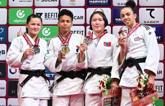 Л.Сосорбарам Ташкентын их дуулгаас хүрэл медаль хүртлээ