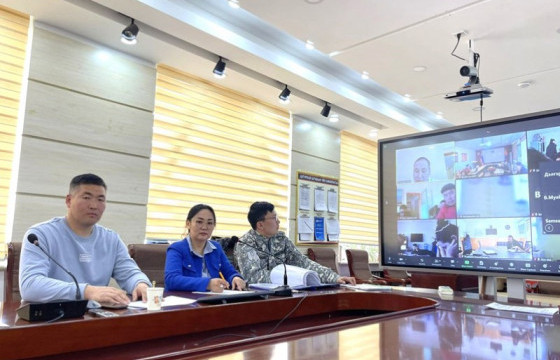 Тэжээлийн улаанбуудайгаар мал тэжээх арга технологийн талаар сургалт хийлээ