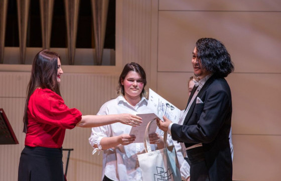 УДБЭТ-ын гоцлол дуучин Л.Бүүвэйбаатар дуурийн дуучдын олон улсын уралдаанд түрүүлжээ