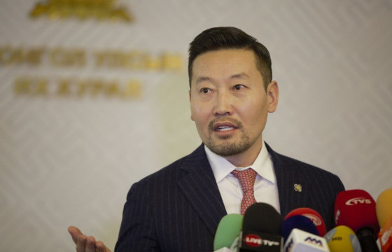 Х.Ганхуяг: Барилгын компаниуд иргэдийг хууран мэхэлж, хотхондоо сургууль, цэцэрлэг барихгүй байгаа нь асуудал болж байна
