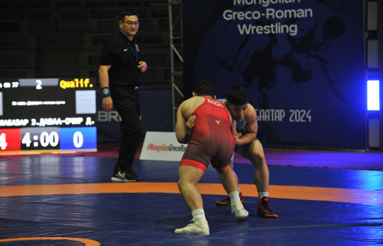 Бөхийн сонгомол барилдааны улсын аварга эхэллээ