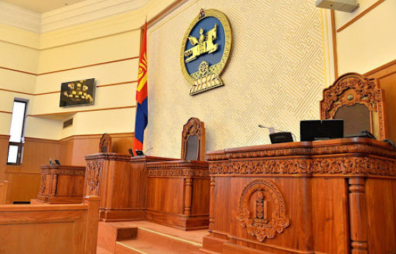 Үндсэн хуулийн цэцийн тухай хуулиар УИХ дахь АН-ын бүлэг тав хоногийн завсарлага авлаа