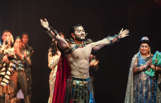 УЛСААСАА УРВАН БАЙЖ ХАЙРЛАСАН ХАЙРАНДАА ҮНЭНЧ ҮЛДЛЭЭ, МАРК АНТОНИ