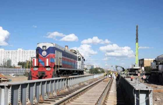 “Гашуунсухайт-Ганцмод” боомтын хил дамнасан төмөр замын гүүрийг хамтран барих тухай төслийг дэмжив