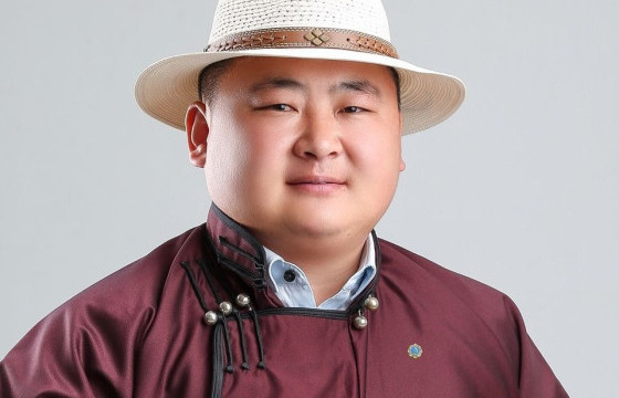 А.ОТГОНБААТАР: Ш.САЙХАНСАМБУУ АХ “МИНИЙ ҮГЭЭР БАЙХГҮЙ БОЛ АЛНА” ГЭЖ НАДАД БУУ ТУЛГАСАН   