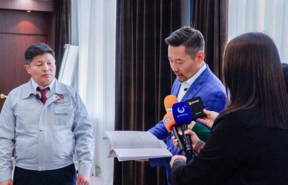 Х.Ганхуяг: Баянгол дүүрэгт төрийн өмчийн сургуульгүй үлдсэн 29-р хорооны асуудлыг яаралтай шийдвэрлэнэ