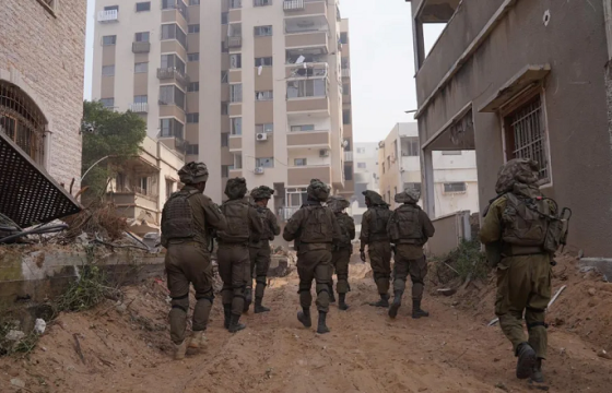 Израил Газын зурвасаас цэргүүдээ татаж эхэлжээ