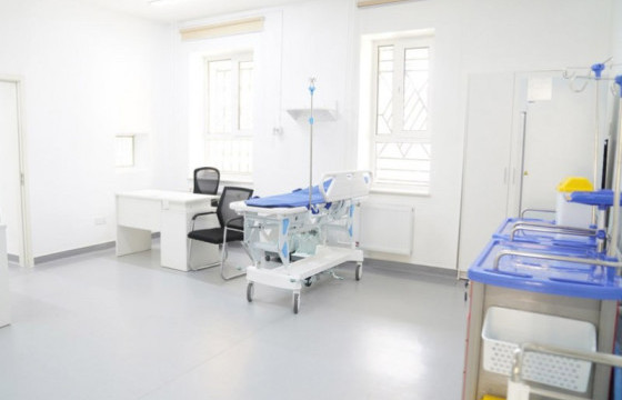 ЭХЭМҮТ: Хүүхдийн яаралтай тусламжийн тасагт 35 жилийн дараа иж бүрэн засвар хийлээ