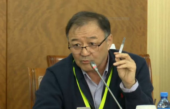 Гэрч н.ЖАРГАЛСАЙХАН: Төр сахрын чанартай эм оруулж ирдэггүй, үнэгүй өгдөг эмээрээ чанаргүй, хоцрогдсон эм сонгодог