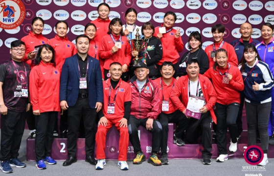 ЧӨЛӨӨТИЙНХӨН АЗИЙН АВАРГААС АРВАН МЕДАЛЬ ХҮРТСЭН АМЖИЛТ ҮЗҮҮЛЭВ