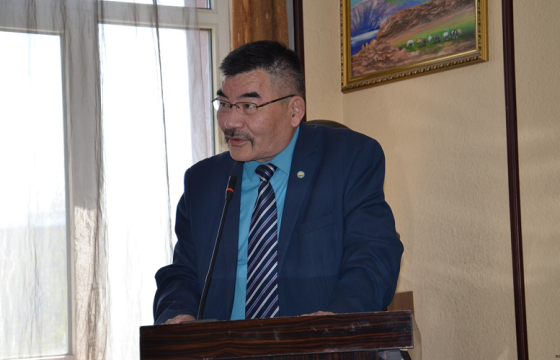 Ж.ОТГОНБАЯР: Өнөөгийн нийгмийг сүүдрээ нуудаггүй, сүүлээ иддэг тогтолцоо гэе