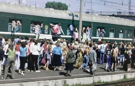 ОРОСУУДЫГ ХУВЦАСЛАЖ, МОНГОЛЧУУДЫГ ТЭЖЭЭСЭН  “НАРЛАГ МОНГОЛ”-ЫН НАЙМААЧДЫН ТҮҮХ