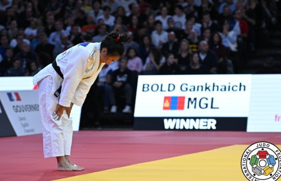 Б.Ганхайч Азийн аваргын алтан медалийн төлөө барилдана