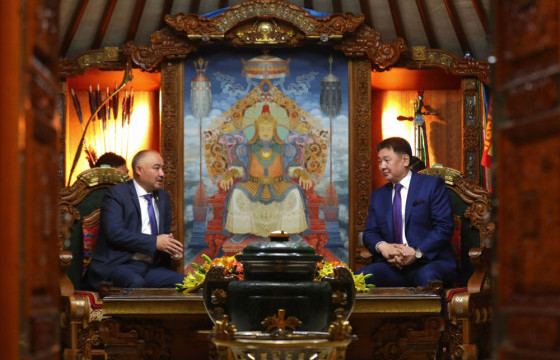 Ерөнхийлөгч У.Хүрэлсүхэд Киргиз Улсын Парламентын дарга Н.Шакиев бараалхав