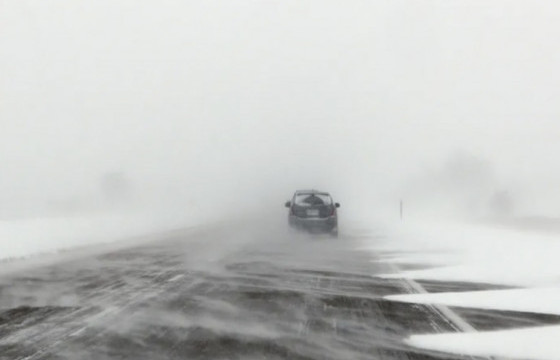 Хангайн уулархаг нутгаар ойрын хоёр хоногт цас орж, шуурна