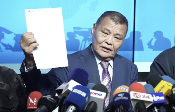 Ш.ТҮВДЭНБАЛЖИР: Г.БАТБАЯР ӨМГӨӨЛӨГЧ 10-ААД ЖИЛ ЭРХ МЭДЭЛТНҮҮДИЙН ДАРАМТАД БАЙСАН Ч ТҮҮНД АМИА ХОРЛОХ СЭДЭЛ БАЙГААГҮЙ     