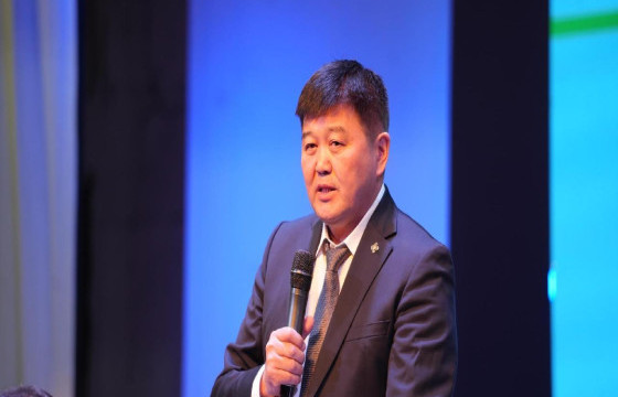 САЙД Х.БОЛОРЧУЛУУН БАРУУН-УРТ СУМЫН ТӨРИЙН АЛБАН ХААГЧИДТАЙ УУЛЗАЛТ ХИЙЛЭЭ