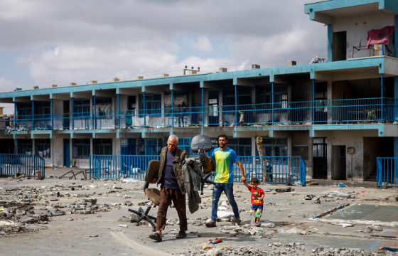 Израилын армийн танкууд Газын зурвасын Рафах хот руу оржээ